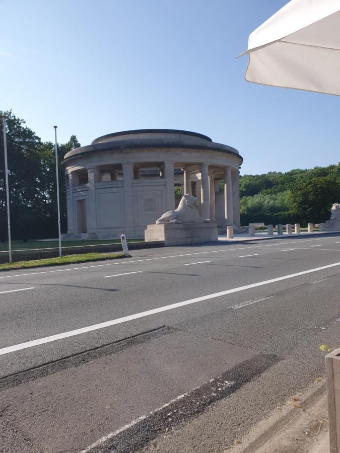 Le Gite Du Mont De La Hutte Ploegsteert Exterior foto
